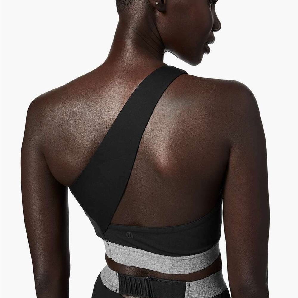 Lululemon Pyrox Sports Bra - Picture 2 of 6